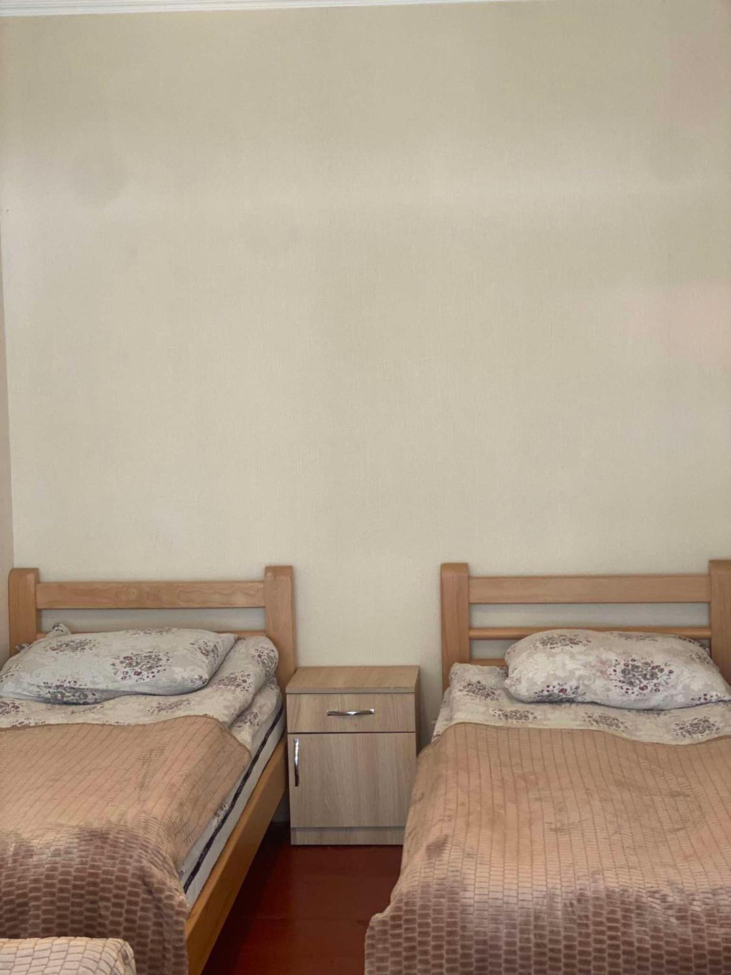 Old Tower Guesthouse - Kafe Ushguli ภายนอก รูปภาพ